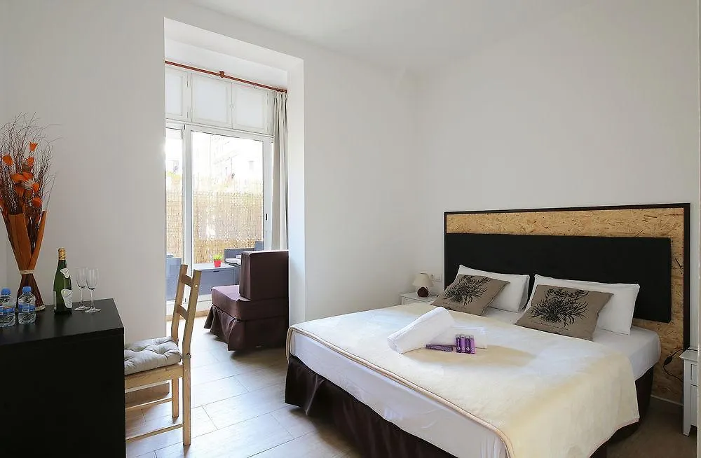 Hostal Balkonis Barcelona 2*,